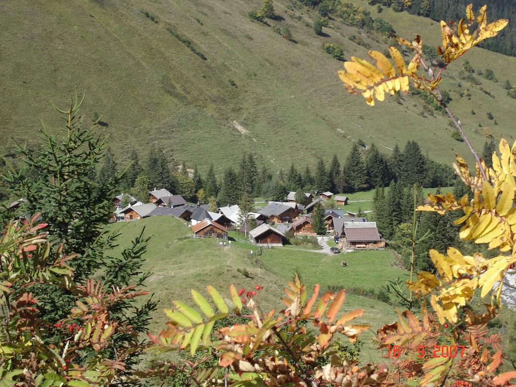 Hotel Föhrenhof Stanzach Exterior foto